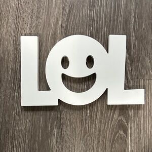 White Smiley Wall Decor